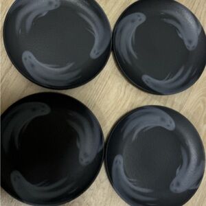 Black and Gray Decorative 4 salad Plates Set